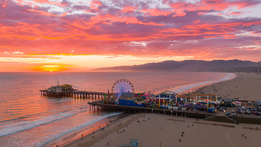 Top 5 Spots to Watch Sunsets | Santa Monica Top 5 Spots to Watch Sunsets | Santa Monica